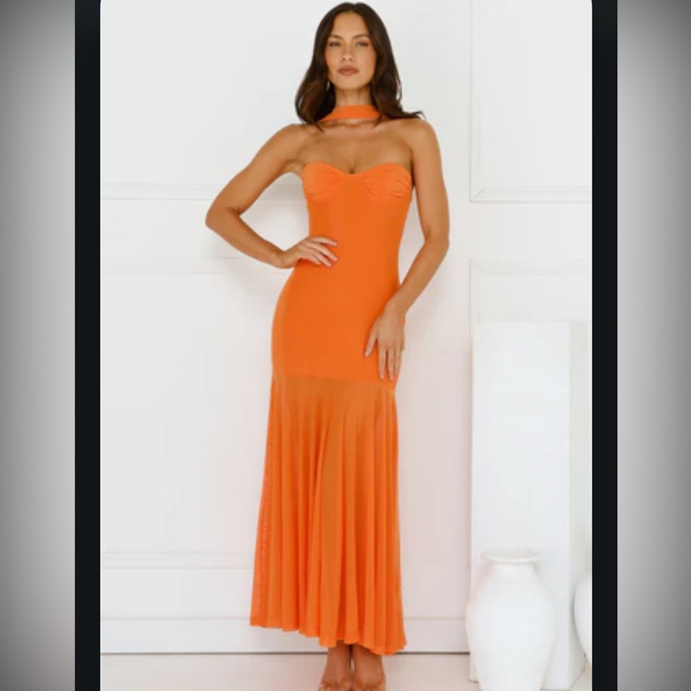 Elegant Orange Strapless Dress